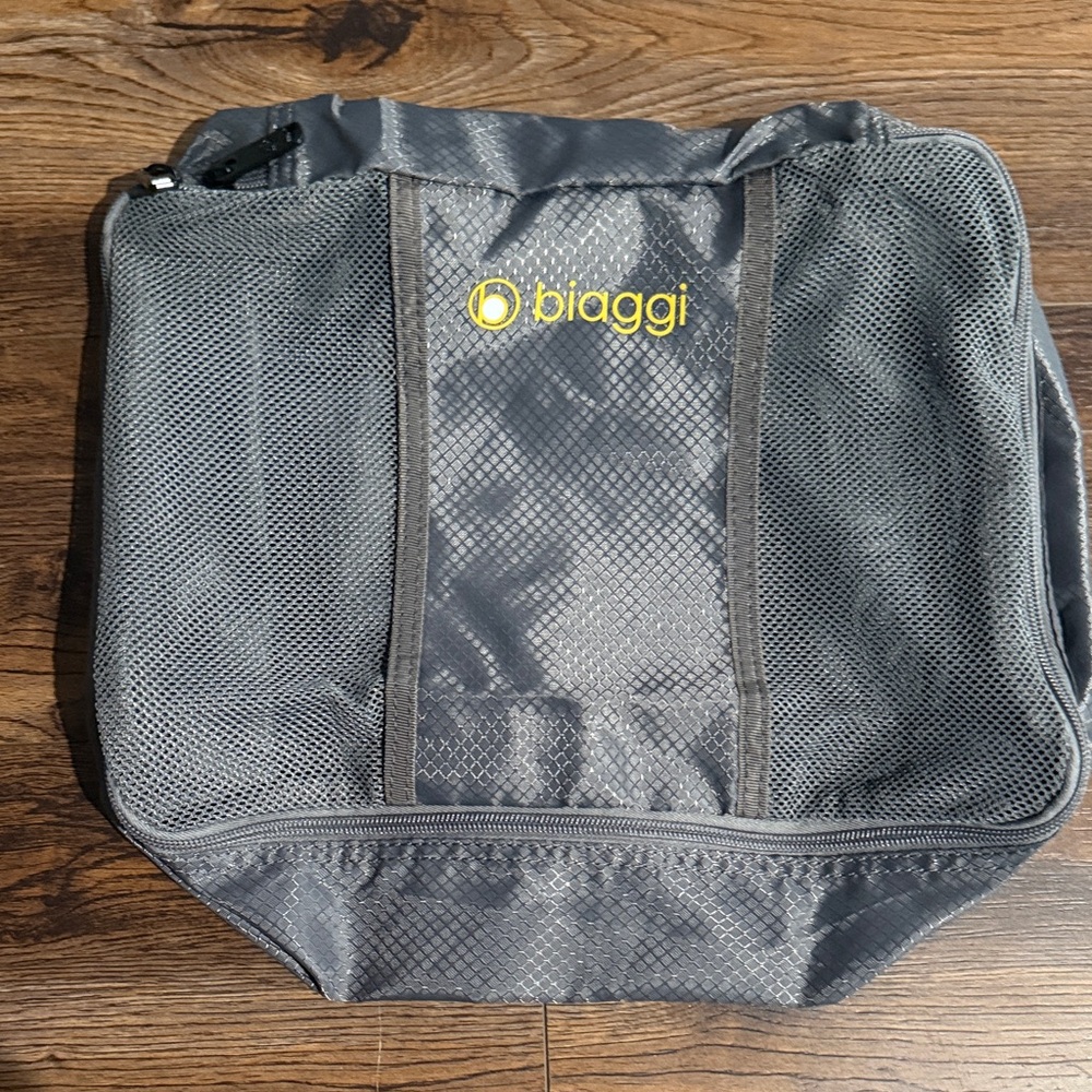 Gray Travel Bag ZipSak 631105-15 zipcube for undersea boost by biaggi color grey